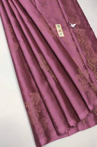 Pink silk blend jacuard work festival saree with unstitched blouse piece