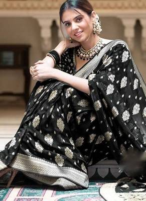 Black silk blend jacuard work festival saree with unstitched blouse piece 2