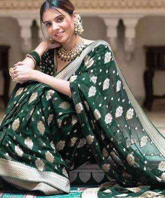 Green silk blend jacuard work festival saree with unstitched blouse piece 2