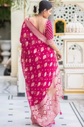 Rani pink silk blend jacuard work festival saree with unstitched blouse piece
