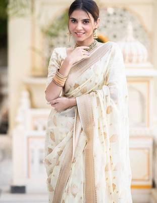 White silk blend jacuard work festival saree with unstitched blouse piece 2