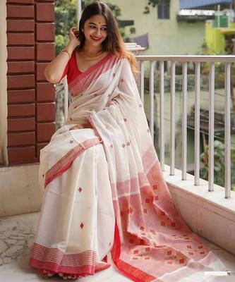 White red silk blend jacuard work festival saree with unstitched blouse piece 4
