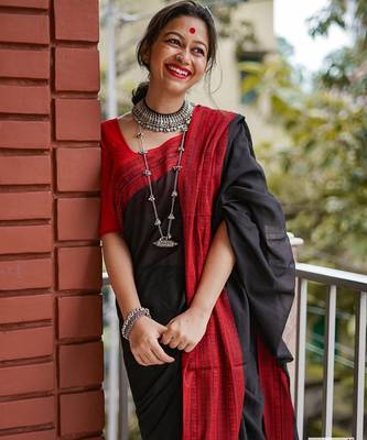 Black red linen jacuard work festival saree with unstitched blouse piece 5