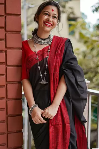 Black red linen jacuard work festival saree with unstitched blouse piece