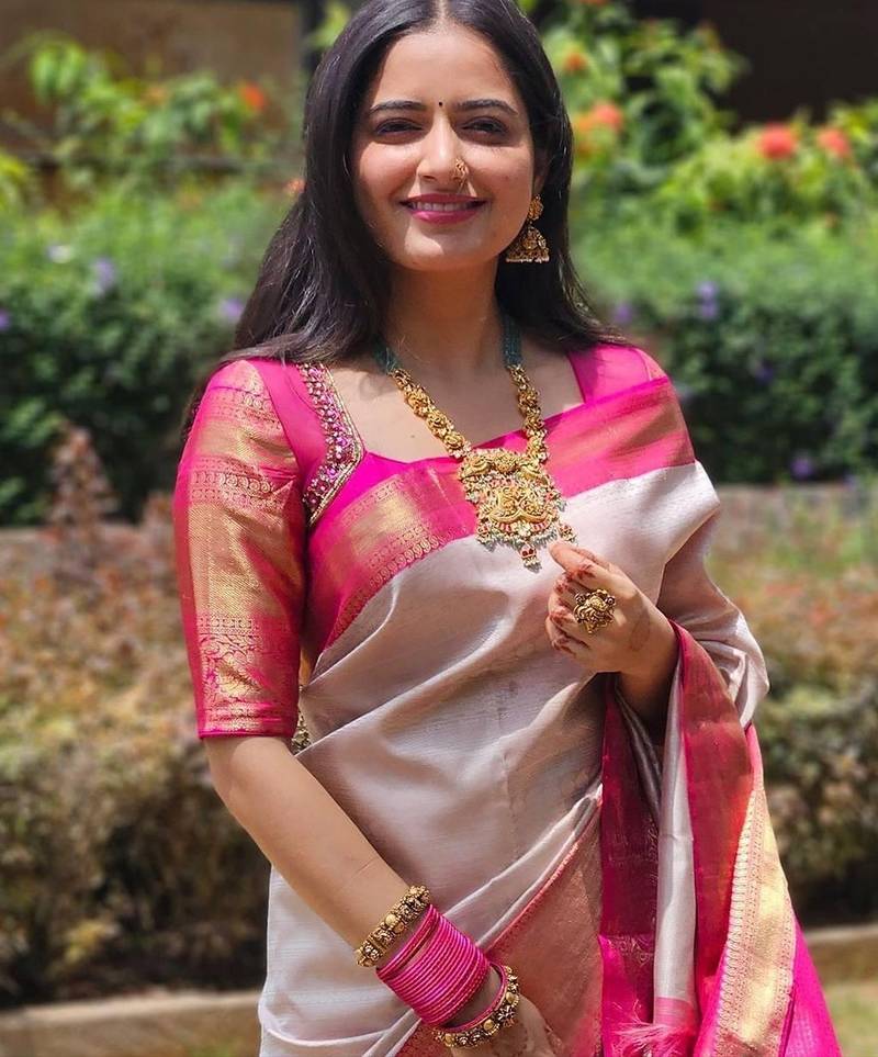 Grey pink silk blend jacuard work festival saree with unstitched blouse piece