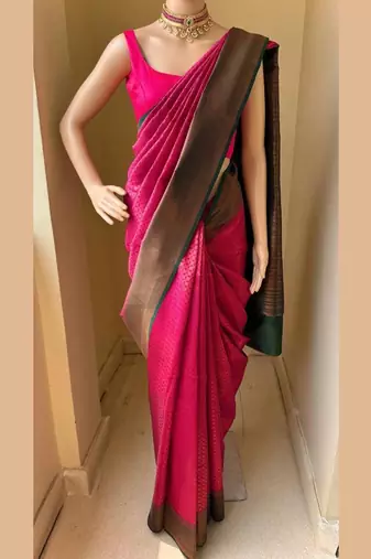 Pink silk blend jacuard work festival saree with unstitched blouse piece