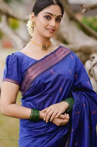 Royal blue silk blend jacuard work festival saree with unstitched blouse piece