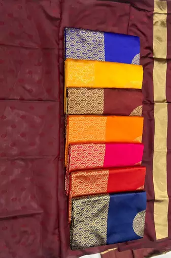 Pink silk blend jacuard work festival saree with unstitched blouse piece