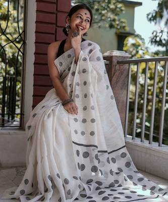 White black linen jacuard work festival saree with unstitched blouse piece 5