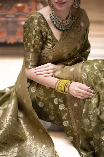 Mehendi silk blend jacuard work festival saree with unstitched blouse piece