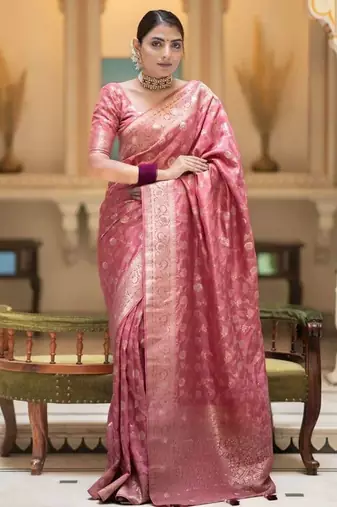 Peach silk blend jacuard work festival saree with unstitched blouse piece