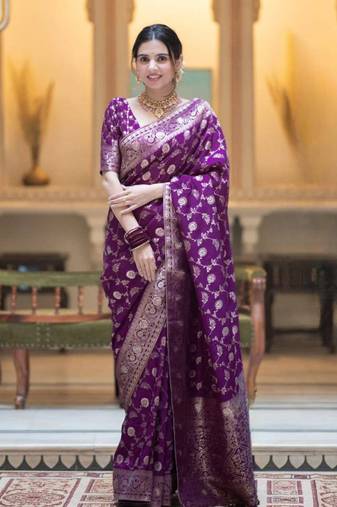 Purple silk blend jacuard work festival saree with unstitched blouse piece