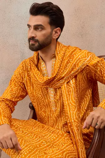 Rust viscose rayon bandhani printed kurta with dupatta & trouser set | trendy ethnic wear for women
