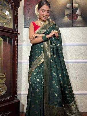 Green silk blend jacuard work festival saree with unstitched blouse piece 1