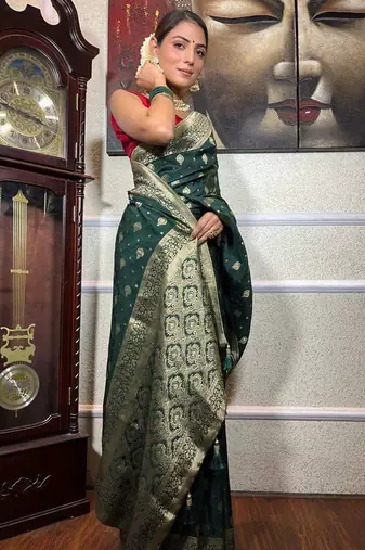 Green silk blend jacuard work festival saree with unstitched blouse piece
