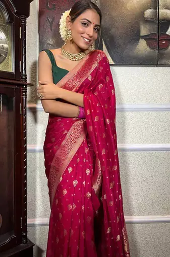 Pink silk blend jacuard work festival saree with unstitched blouse piece
