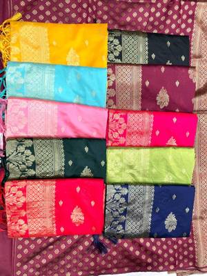 Navy blue silk blend jacuard work festival saree with unstitched blouse piece 3