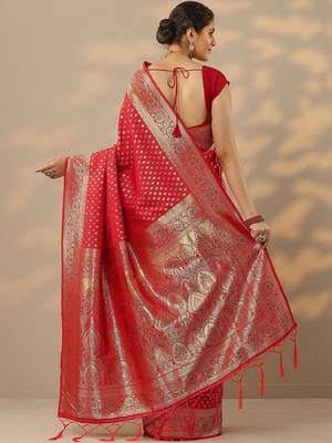 Red Embellished Banarasi Silk Blend Saree With Blouse Piece 4