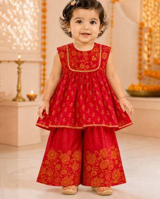 Girls's fuchsia chinon floral print knee length kurta and palazzo set 3
