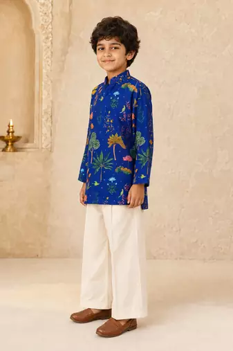 Boy's blue muslin floral print thaigh length kurta and wide leg pant