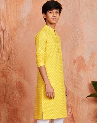 Boy's yellow cotton printed knee length kurta 3