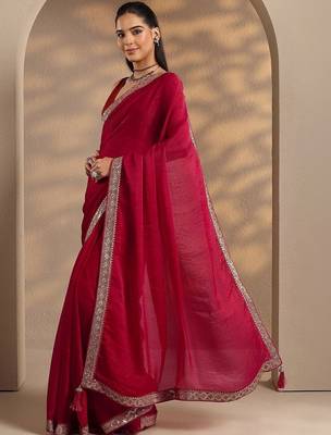 Red Solid Saree With Unstitched Blouse Piece 3