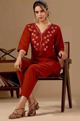 Maroon embroidery cotton kurta with pant