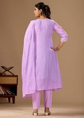Lavender embroidery mul cotton kurta with pant and duptta set 5