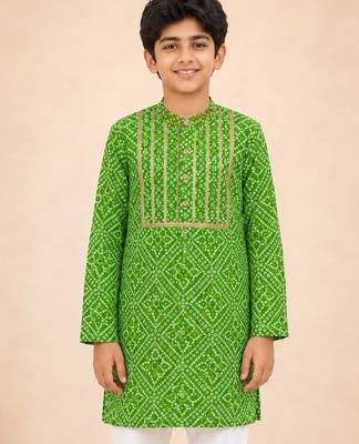 Boy's green cotton digital print knee length kurta 1