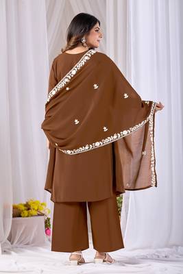 Brown embroidery mul cotton kurta with plazzo and duptta set 4