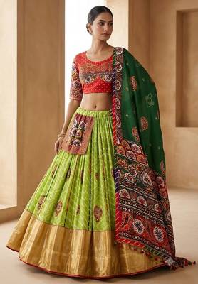 Green Mirror Navratri Lehnega Choli With Dupatta 1