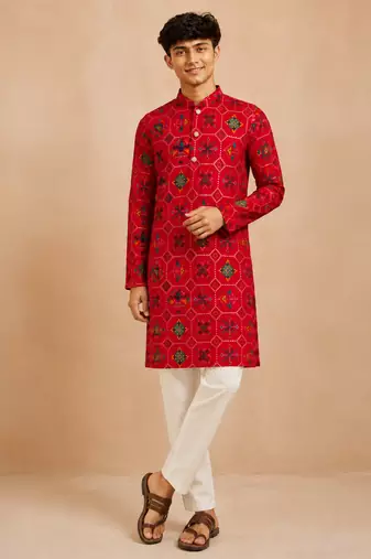 Boy's red rayon geometric print knee length kurta