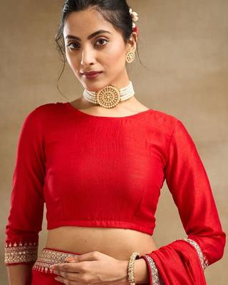 Red Embroidered Saree With Blouse 4