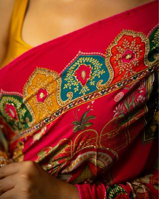 Madhavi- red crepe saree with cutdana work hand embroidery  3