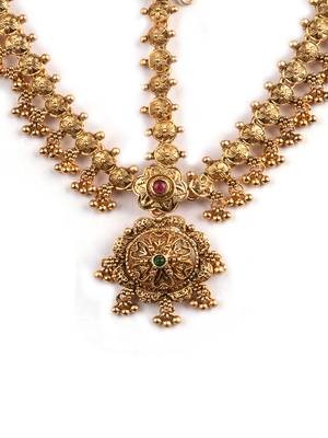 Women gold plated stone studded head jewellery 4