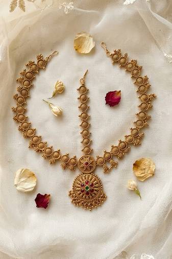 Women gold plated south indian stone studded head jewellery