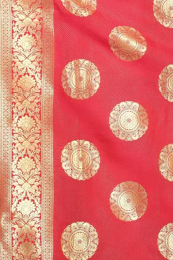 Red Woven Design Zari Banarasi Saree With Unstitched Blous