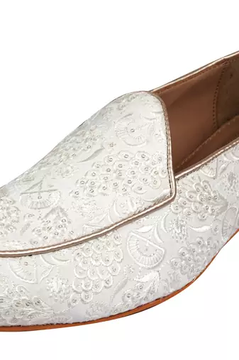 men's fabric material all over embroidered white juttis & mojries for wedding party occasion
