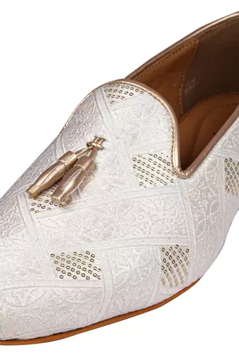 men's white colour fabric material slip-on ethnic shoes for men for weeding party occasion