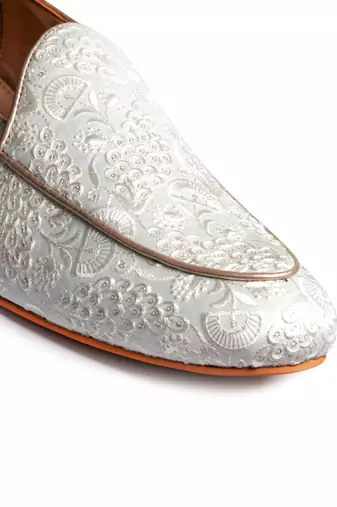 men's fabric material all over embroidered white juttis & mojries for wedding party occasion