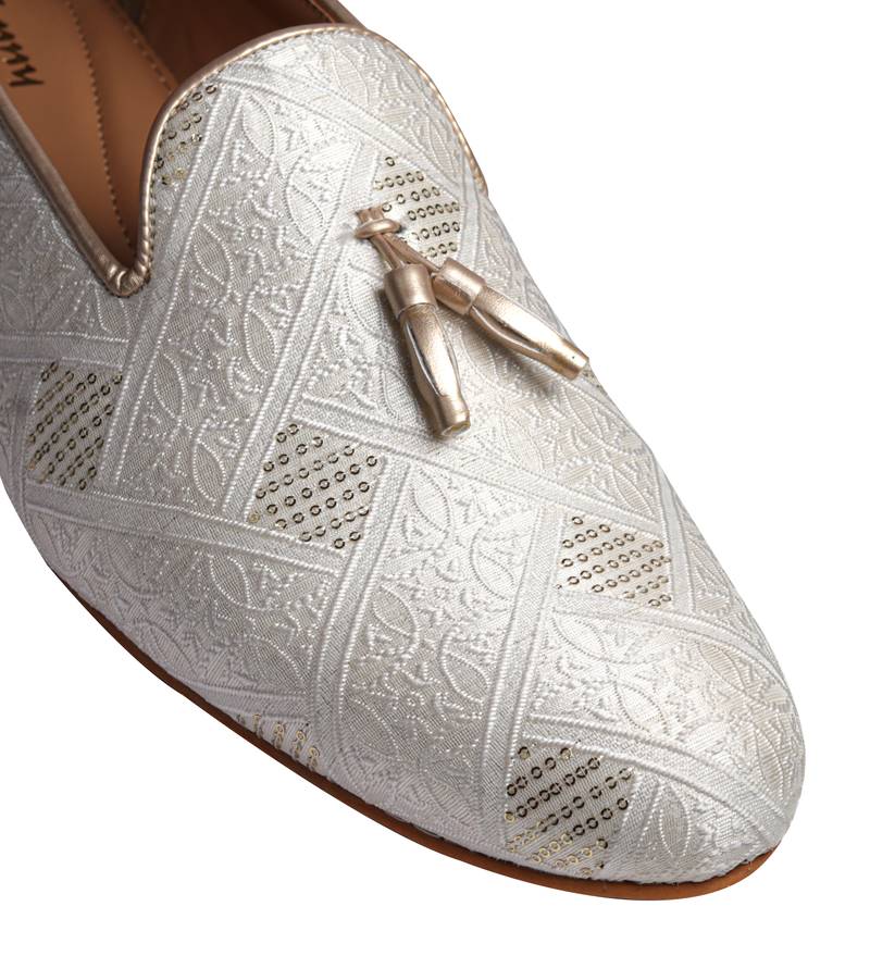 men's white colour fabric material slip-on ethnic shoes for men for weeding party occasion