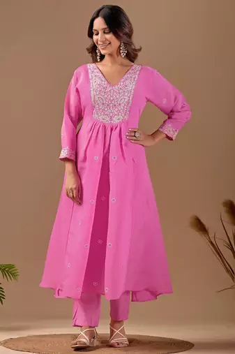 Pink embroidery mul chanderi kurta with pant and duptta set