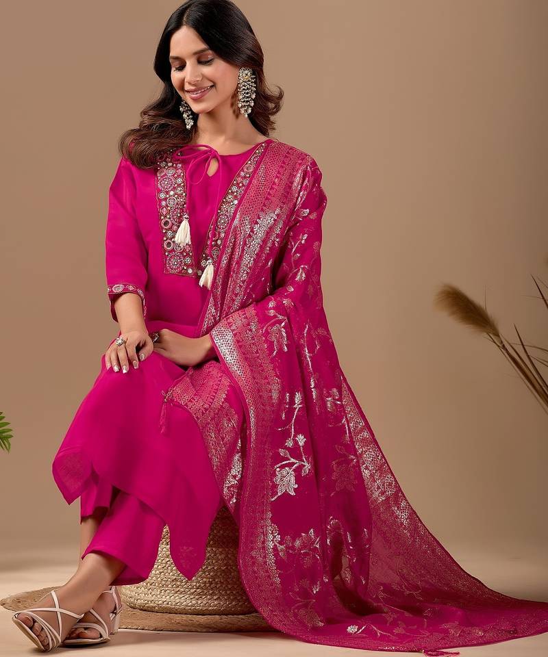 Rani pink embroidery with hand work mul chanderi kurta with pant and duptta set