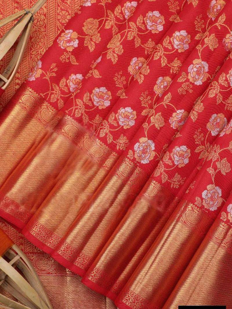 Women Floral Woven Design Zari Art Silk Banarasi Saree
