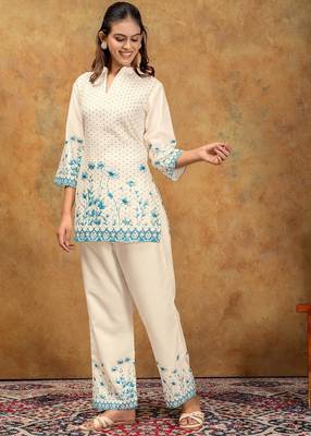 Blue printed cotton kurta with pant 4