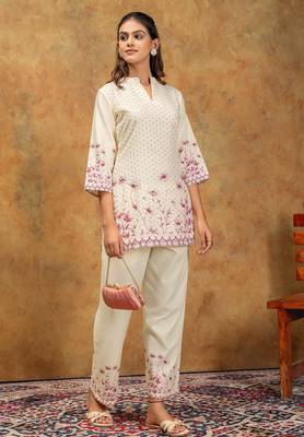 Wine printed cotton kurta with pant 1