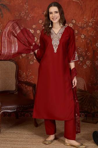 Maroon hand-worked kurta with pant & jacquard dupatta set