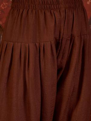 Brown embroidered kurta with farsi salwar & dupatta set 6
