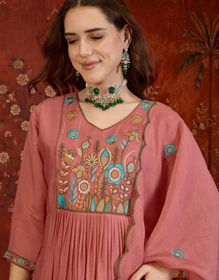 Dusty rose heavy work kurta with pant & dupatta set 3
