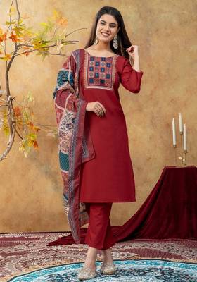 Maroon printed cotton kurta with pant and duptta 2